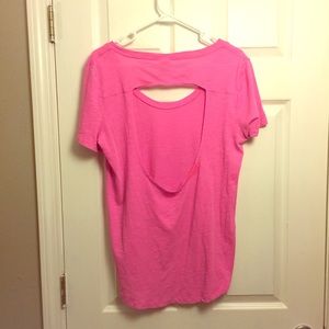 🎀 OPEN BACK PINK TOP 🎀