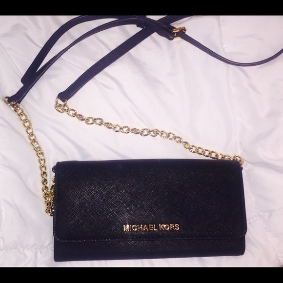 ✨ Black & Gold Wallet On A Chain