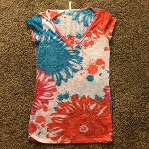 Rue 21 floral V-neck