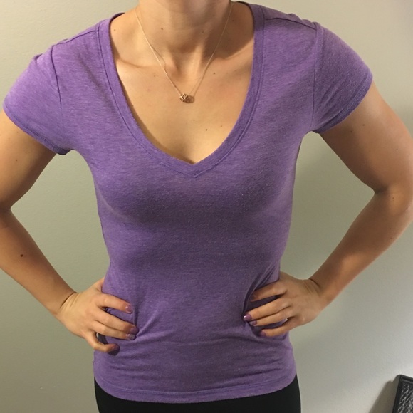 V-neck tee - Purple 💜