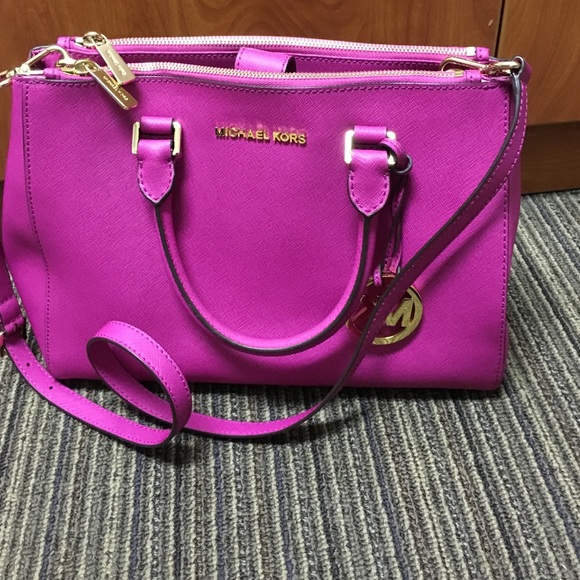 Michael Kors Bag with matching wallet