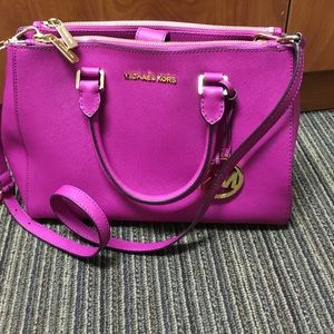 Michael Kors Bag with matching wallet