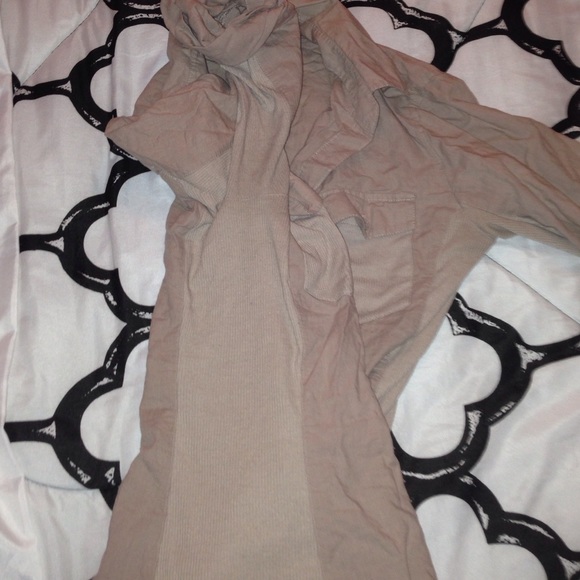 Collar shirt - Picture 3 of 4