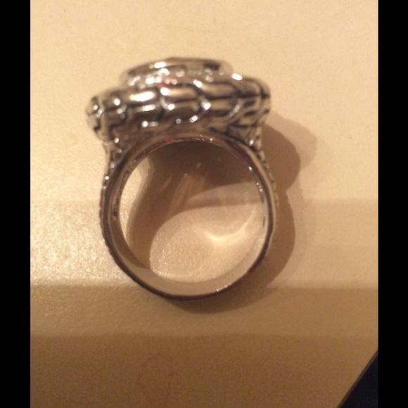 Statement ring 💋 - Picture 2 of 3