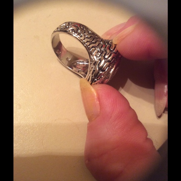 Statement ring 💋 - Picture 3 of 3