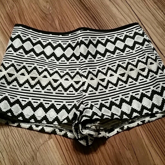 SEXY shorts with black, cream and gold print - Picture 1 of 3