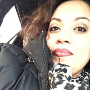 Meet your Posher, Alma