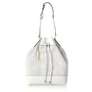 Vince Camuto Bags - Vince Camuto White Leather Bucket Bag! Vince Camuto Bags - Vince Camuto White Leather Bucket Bag!