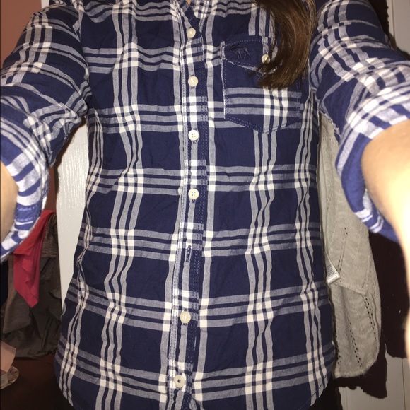 Plaid shirt/flannel