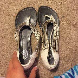 Leather sandal size 8