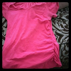 Old Navy pink tshirt