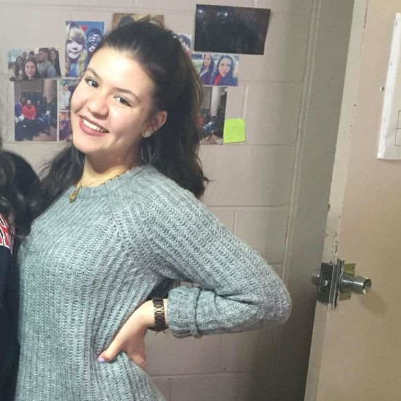 Meet your Posher, Alia