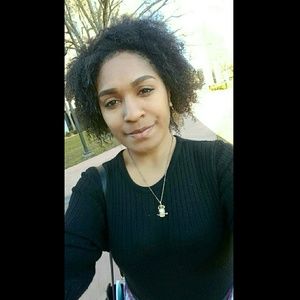 Meet your Posher, Melisha