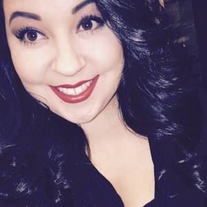 Meet your Posher, Deandra