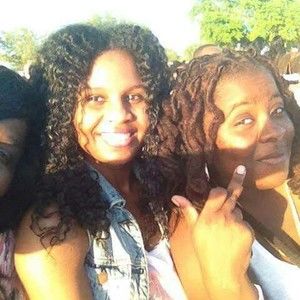 Meet your Posher, Monique