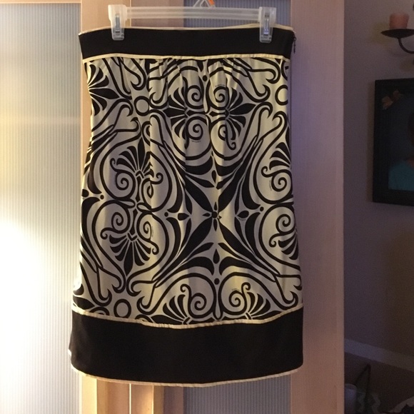 BEBE Mini Reversible Strapless Dress - Picture 2 of 4