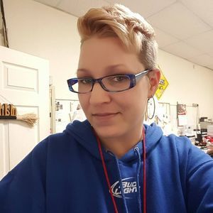 Meet your Posher, Christina