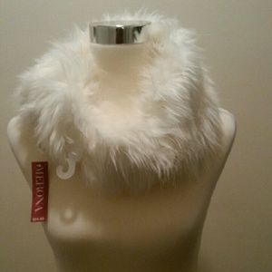 MERONA  WHITE FAUX FUR BRAND NEW