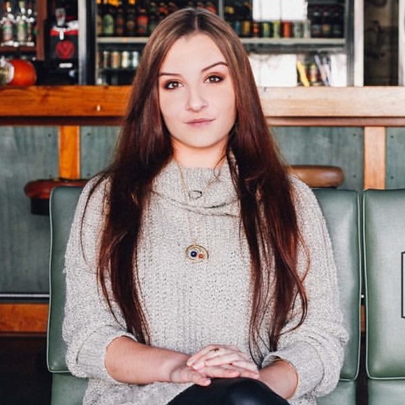 Meet the Posher / Little about me . . - Picture 2 of 2