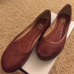 Frye Carson Ballet Flats