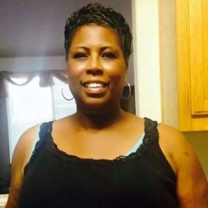 Meet your Posher, Lynette