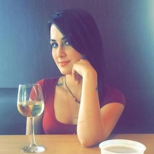 Meet your Posher, Kayla