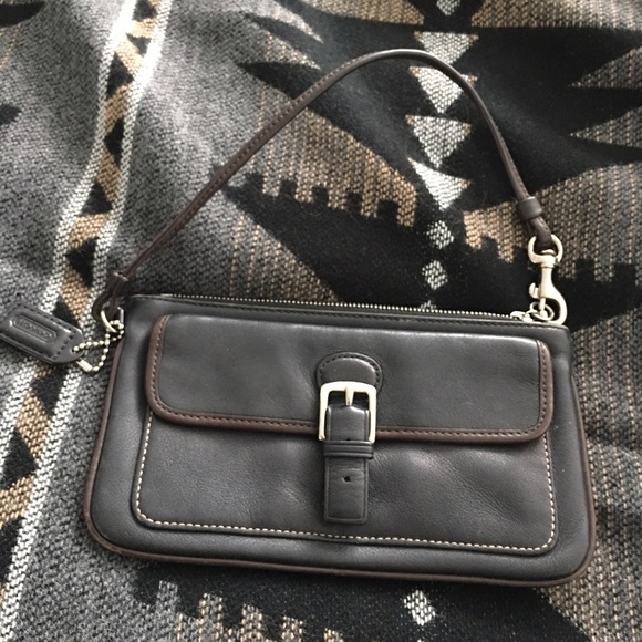 Coach wristlet change style clutch