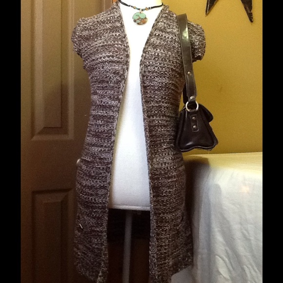 Women's Brown & White Mudd Sweater