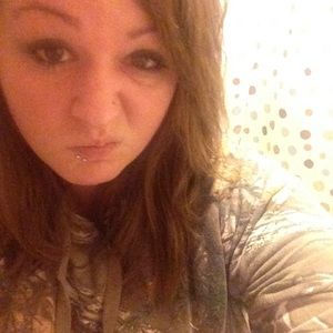 Meet your Posher, Angie