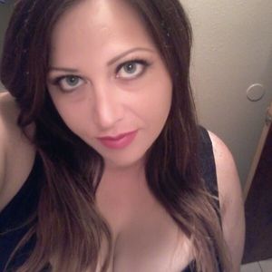 Meet your Posher, Debi