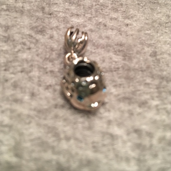 Pandora fish with blue eyes