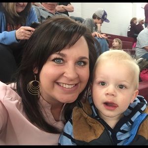 Meet your Posher, Keri