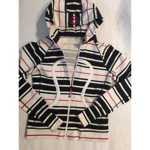 Lululemon Scuba Hoodie Size 6