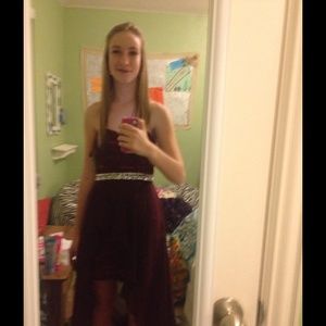 Meet your Posher, Avery