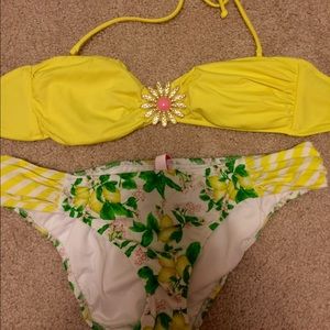 Swim suit