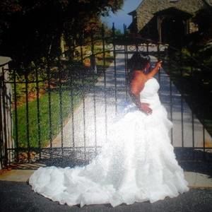 Meet your Posher, Dinah