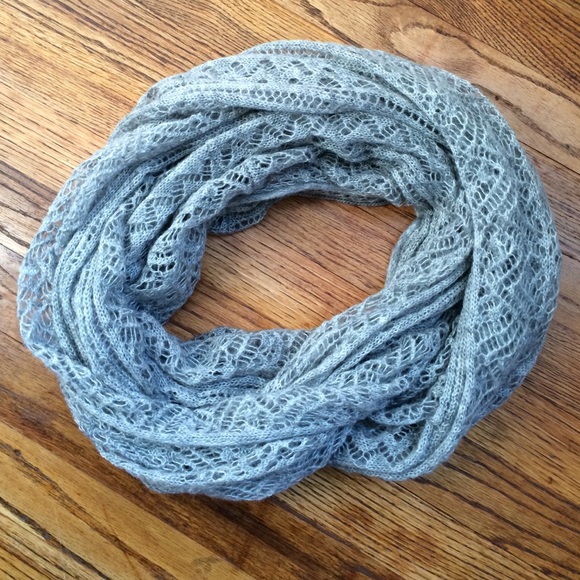 H&M knitted infinity scarf