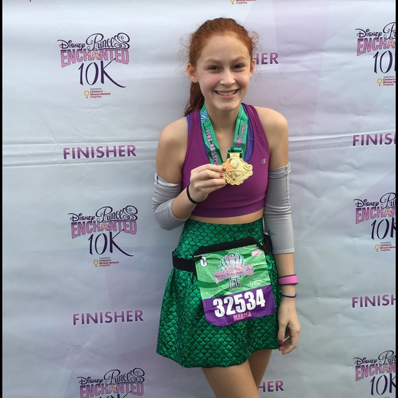 Meet your Posher, Marisa - Picture 1 of 1