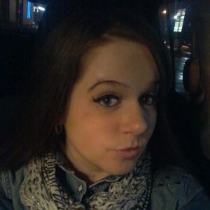 Meet your Posher, Angela