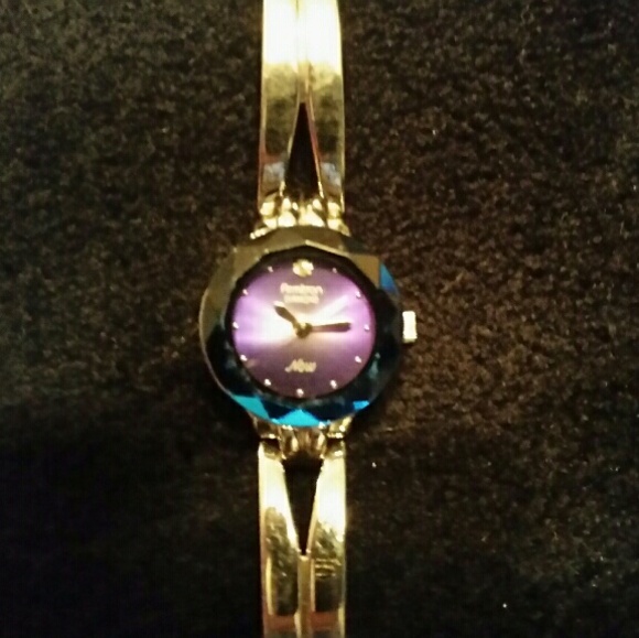 **SOLD** Armitron diamond watch - Picture 1 of 3