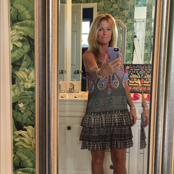 Meet your Posher, Angie - Picture 2 of 2