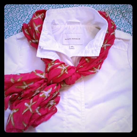 🚫SOLD IN BUNDLE🛇  Banana Republic jacket