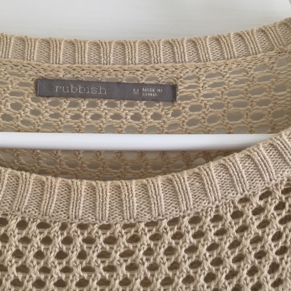 Woman's Sweater - Picture 2 of 4