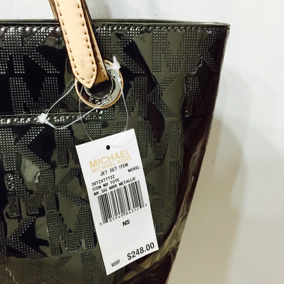 Sold! Michael Kors - Picture 2 of 3