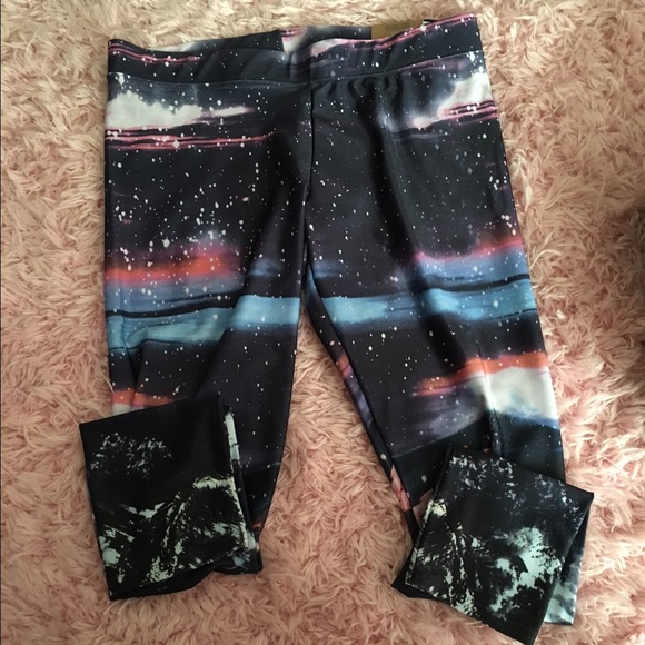 NEW American eagle leggings!!!