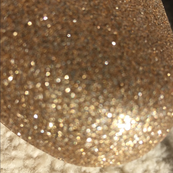 STEVE MADDEN GOLD GLITTER PUMPS! 8 💕👠 - Picture 3 of 4