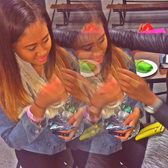 Meet your Posher, Niishaa