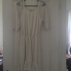 White lace delias hi-low dress