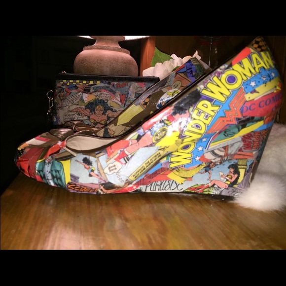 Wonder Woman comic custom made heels size 9