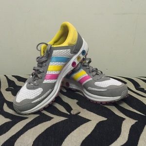 Vintage adidas sneakers